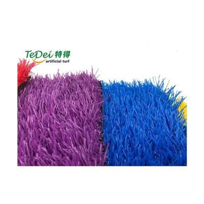 China PP+Composite Manufacturer Nursery School Football Rainbow Green Grass - Small With Stem Green PP+Composite Lawn For Dogs School Artificial Grass 8+8 for sale