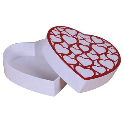 China Recyclable Customized Red Heart Shaped Cover Flower Box Heaven And Earth Rose Flower Soap Gift Packaging Box for sale