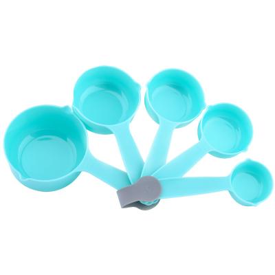 China Kitchen Tools Kitchen Accessories Food Grade Baking Plastic 5 Piece Measuring Cup Set and Spoon Set for sale