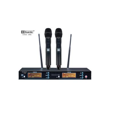 China Handheld Microphones Factory Guarda UR12D Microphone Professional Wireless UHF Mic Karaoke High Quality for sale