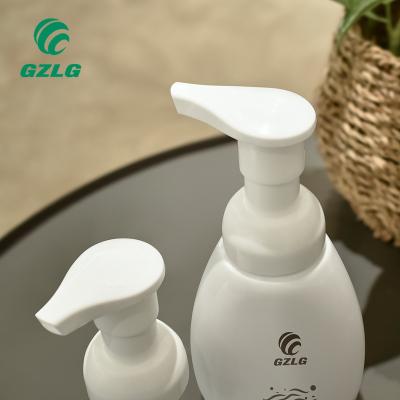 China Eco-friendly Foaming Soap Dispensers Pump Bottle White Lotion Dispenser Plastic Bottle Pet With Pump for sale