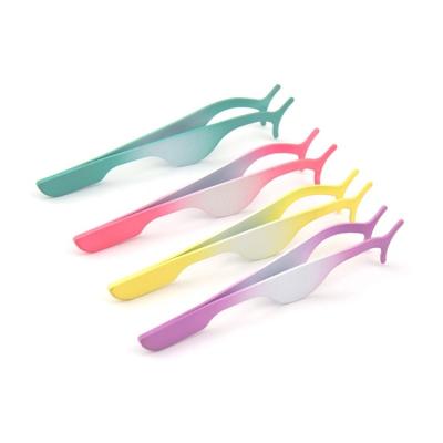 China Custom Fashion Logo Eyelash Tweezers for Colorful High Quality Bulk Applicators Lashes Extension Lashes Tools for sale