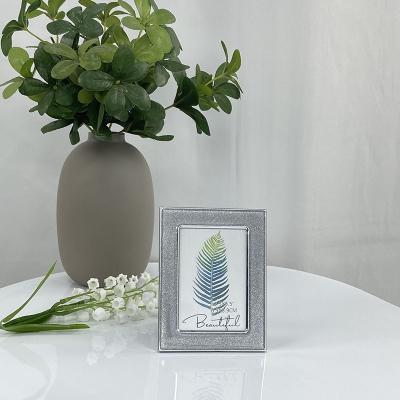 China Factory Wholesale Durable Eco-friendly Mini Picture Metal Aluminum Epoxy Finished Photo Frames With Velvet Backing for sale