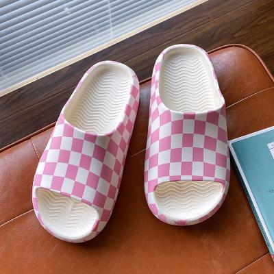 China 2022 Recyclable Hot Selling Cute Soft Solid Sandals Checkerboard Print Women Slides Beach Custom Made Room Shoes Slippers for sale