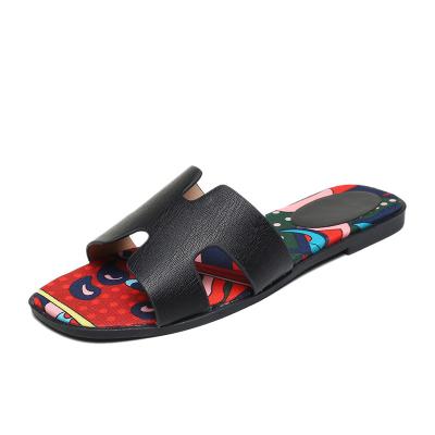 China Fashion new fashion Europe and America style large size flats fashion beach women slipper slides outdoor slippers for sale