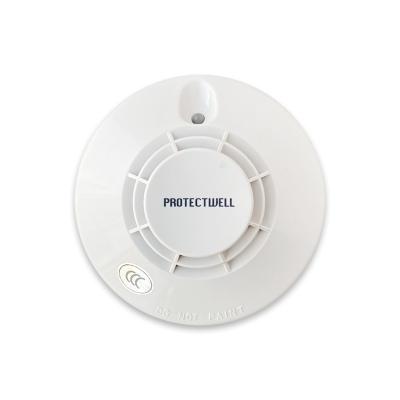 China Remote Control Smart Photoelectric Smoke Detector Accessible Smoke Detector With Matching Base And Use for sale