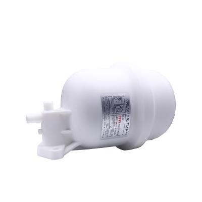 China Water pump 3LB plastic pressure expansion tank for water pump,flange connector for sale