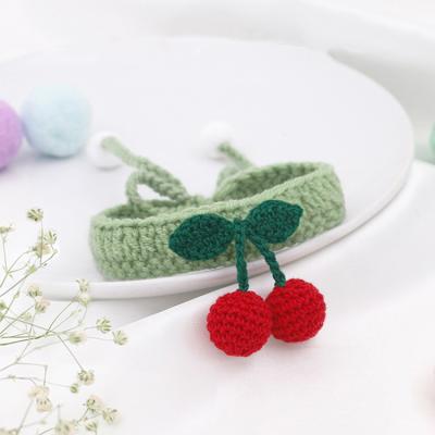 China Stocked wholesale lovely&cute adjustable handmade knitted cat scarf knitted pet collars for little puppy for sale