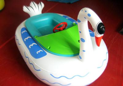 China High Quality  swan paddle boat  with warranty 48months  GTWP-1643 for sale