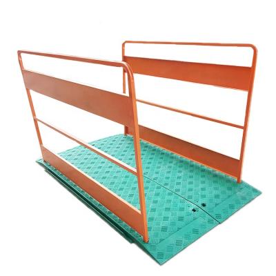 China High Quality China New Products Road Safety Plastic Portable Pedestrian Bridge Pedestrian Bridge For Safety for sale