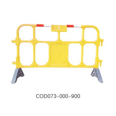 China Road Safety European Standards Plastic Goods Traffic Safety Road Barrier Portable Blowing Yellow Red Blowing Parking Barrier for sale