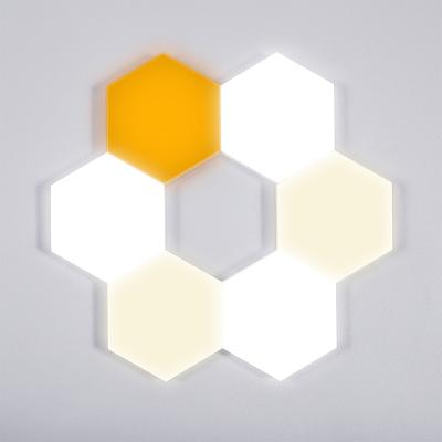 China Modern Hexagonal Honeycomb Touch Wall Light DIY LED Modular Creative Modular Night Light Hexagonal Honeycomb for Home Decoration for sale