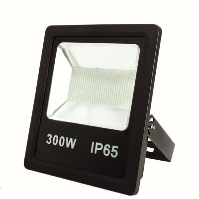 China Warehouse led reflector 120lm/w 240 smd 50watt 100watt 150watt volt led flood light ip66 zu verkaufen