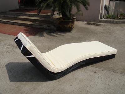 China Mobília exterior Sunlounger do Rattan à venda