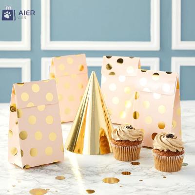 China Cute Wave Recycled Dot Candy Paper Bag Gold Gift Bag Birthday Party Materials Border Gift Bag for sale