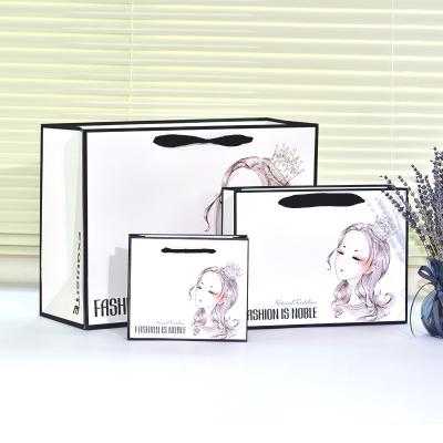 China New Materials Fashion Beauty Makeup Gift Bag Jewelry Clothing Snacks Shopping Paper Bag Reused Sister Handbag Custom Bag Small for sale