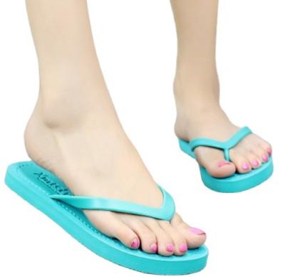 China New Tide Female Summer Vogue Waterproof Slippers Non Slip Flat Single Beach Cool Women Flip Flops for sale