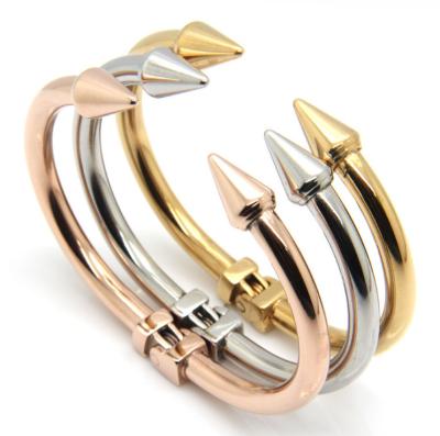 China Wholesale CLASSIC Good Quality Stainless Steel Gold Color Cone Nail Spike Cuff Bracelet Arrows Conical Bracelets Bangles For Women for sale