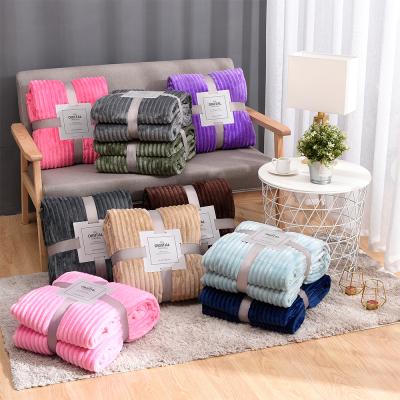 China Winter Viable Flannel Blankets For Beds Sofa Cover Bedspread Soft Fluffy Blanket Coral Fleece Faux Fur Throw Solid Plaid Blankets for sale