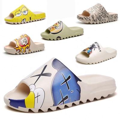 China New Custom Anti-slip Sandals Men Unisex Flat Slippers Shoes Outdoor Women Slippers Eva Kids Yeezy Slides Sandals Beach Ladies Slippers for sale