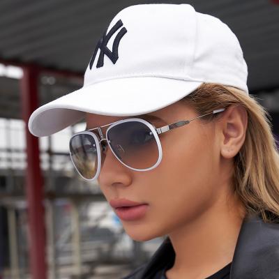 China Fashion Sunglasses Vintage Toad Mens UV Tide To Drive Fashion Sunglasses Men Women UV400 Customer Logo PC for sale