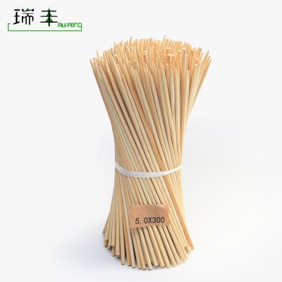 China Wholesale Selection Bamboo Stick Skewer Food Grade Cotton Candy Disposable Easily Cleaned Sticks for sale