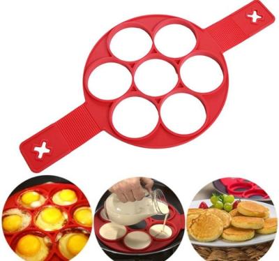 China Sustainable Silicone Frying Tool With Flipping Pancake Mold for sale