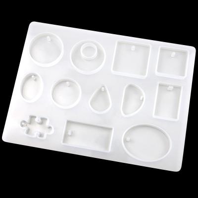 China 1060 Disposable Ready In Water Drop Shipping Puzzle Glue Drip Glue Mold Hand Mold DIY Silicone Resin Oval Baking Decorative Mold for sale