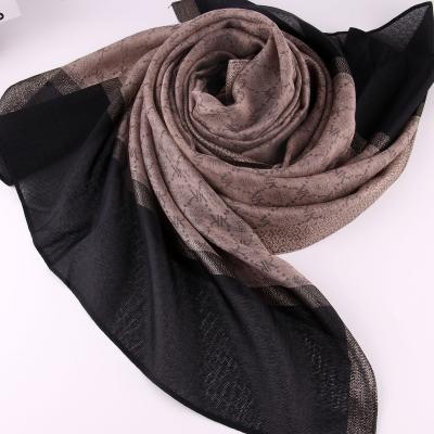 China 2021 Breathable Fabric 2021 Smart Silk Cashmere Muslim Girls High Quality Woven Pashmina Neck Scarf Plaid Edge Wrap Shawl Head Hijab for sale