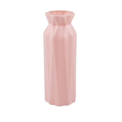 China Wholesale Home Decor Cheap Vase Europe Good Quality Plastic Vases For Decoration for sale