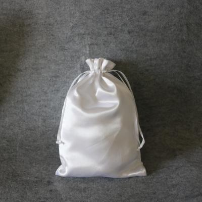 China Recyclable Luxury Small Drawstring Jewelry Satin Silk Pouch Bag for sale