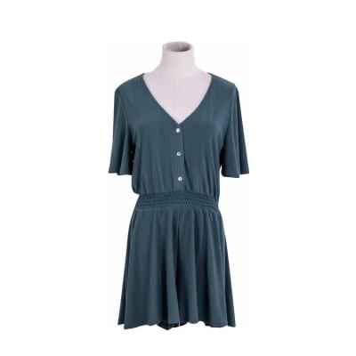 China Anti-pilling dress 2022 sexy elegant high quality pleated dark green hot retro fashion factory direct sale for sale