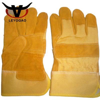 China Low MOQ Work Safety Patch Palm Cow Palm Split Leather Products Mens Gloves Yellow Working Gloves for sale