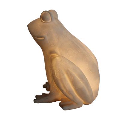 China Hot Sale Squirrel Decorative Animal Frogs Figurine Sandstone Lamp XUBANG Amazon Decor Statue Sculpture Light Garden Frog Decoration for sale