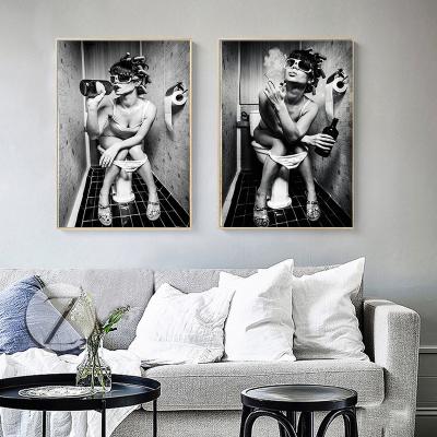 China Eco-friendly Material No Frame Sexy Toilet Woman Canvas Prints Modern Bar Girl Smoking And Drinking In Restroom Painting Picture Poster for sale