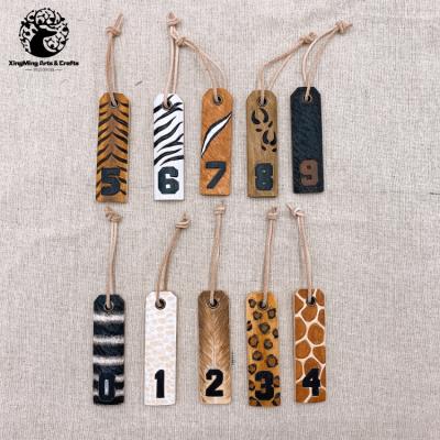 China Europe Europe Number Handmade Wooden Tag For Hotel / Restaurant / Entertainment Use for sale