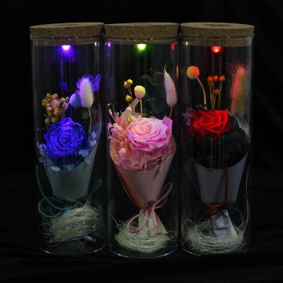 China Wholesale new products valentine's day gift birthday gifts real preserved eternal roses,everasting roses lead glass dome for sale