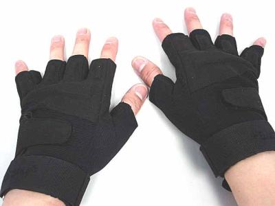 China Half Finger Tactical Gloves,Made By Thermal Resistant Fiber,Size:M,L,XL for sale