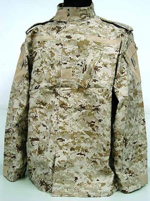 China Digital Desert Camo Military Uniform,Slanted Upper Arm Double Pockets With Velcro for sale