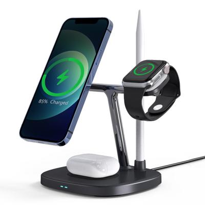 China Mobile Phone Magnetic Fast Charging 15W Charger 4 in 1 Dock Dock Qi Wireless Charger for Apple Watch 6 iPhone 12 5 4 Airpods Pro for sale