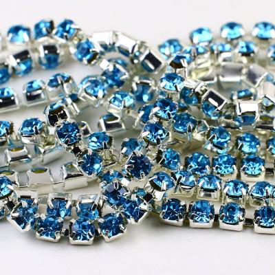 China Pointback Dongzhou Rhinestone Rhinestone Chain Stones Glass Setting Crystal Cup Chain ss6 ss8 ss12 For Bag Making for sale