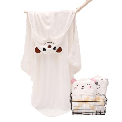 China Factory direct sales baby bath towel coat bamboo child safe fiber cartoon newborn hug comforter with hat bath towel for sale