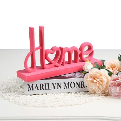 China 2022 newcomer from Europe Redeco flocking resin flocked modern crafts decoration letters artwork home decor for sale