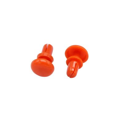 China Industry R2024 / R3035 / R4060 Natural Plastic Nylon Rivet Push Rivets for sale