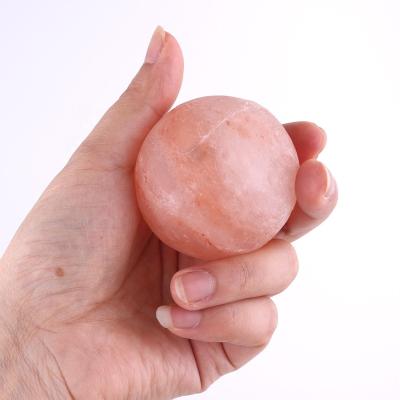 China Therapeutic Benefits Himalayan Ball Rose Massage Body Massage and Healing Salt for sale