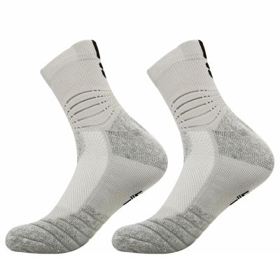 China New Leisure Breathable Sports Basketball Comfortable Wear Resistant Custom Made Basketball Socks for sale