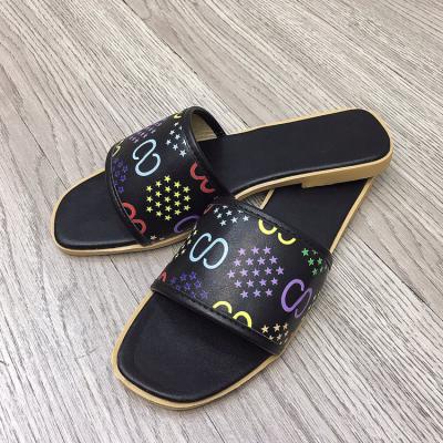 China Fashion Trend Factory Wholesale Sports Slipper Flat Shoes Platform Sandals Outdoor Slippers Women Shoes Ladies Soled Flat Sandals for sale