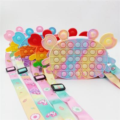 China Educational Toy Wholesale Amazon Hot Colorful Interesting Silicone Fidget Crab Purse Bolsa Bubble Push Pop Sensory Shoulder Pop Up Sling Bag for sale