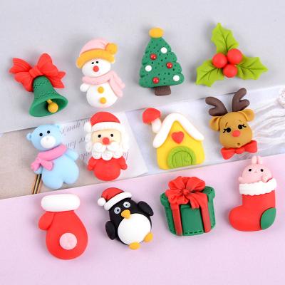 China Christmas area HuaMJ Wholesale 2022 Cute Christmas Phone Case Diy Resin Charm For Christmas Decorations for sale