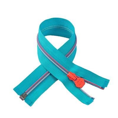 China ODIN Wholesale Factory High Quality #5 Nylon End Zipper Rolls Auto Lock Sliders Multi Color Viable Separable Long Chain Teeth for sale